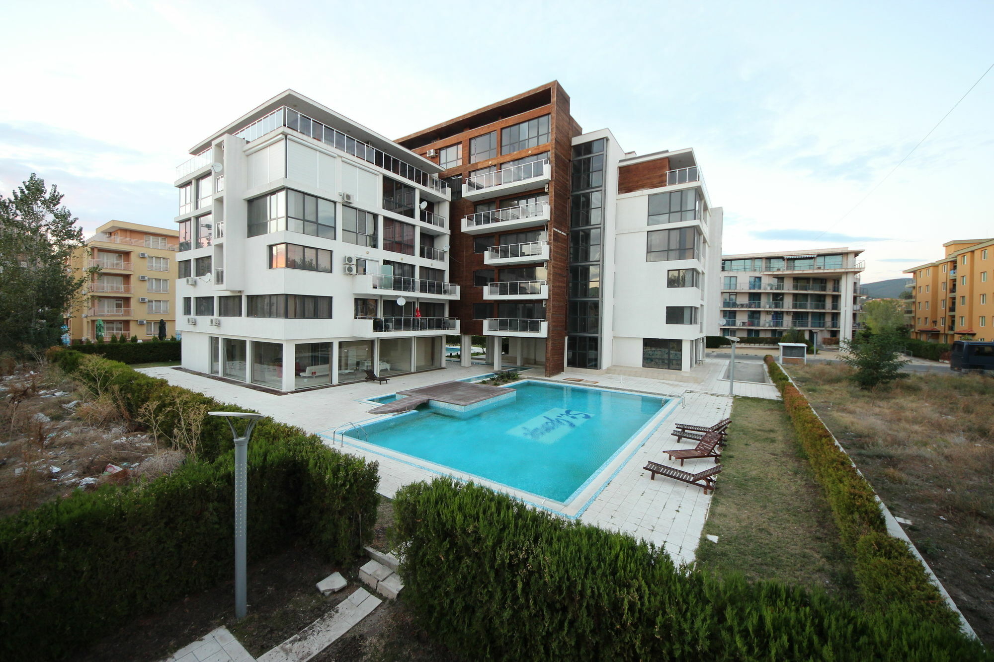 Eden - Menada Apartments Sunny Beach Exterior photo